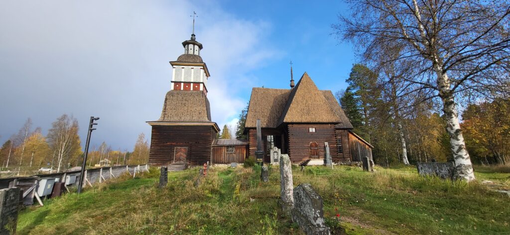 Esplorando il cuore della Finlandia del Sud: Un Tour Indimenticabile - chiesa di Petäjävesi