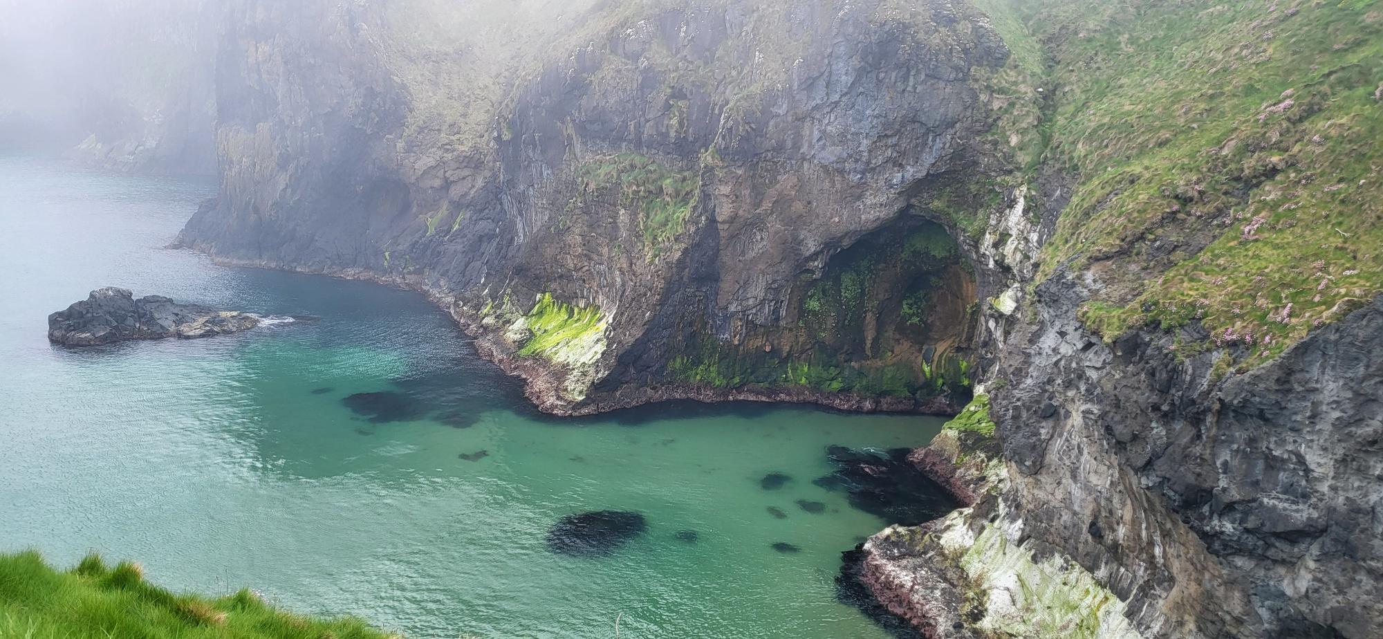 Carrick-a-Rede Rope Bridge: adrenalina e panorami mozzafiato in Irlanda del Nord